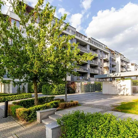 Maraton Gardens - Modern In Central - Old Town Apartament