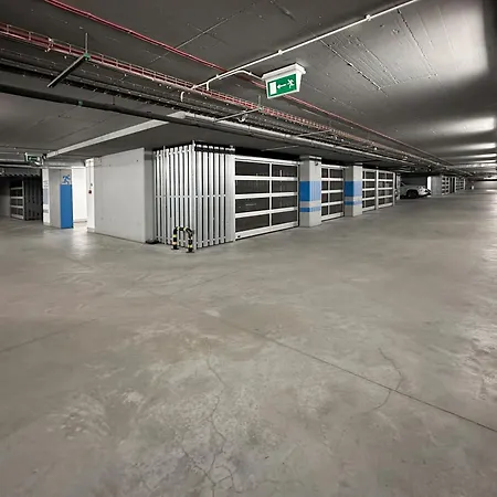 Apartament Maraton Gardens - Modern In Central - Old Town